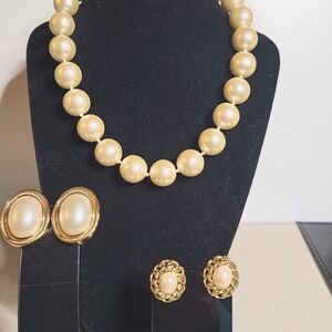 Faux Pearl Necklace with 2 Pairs Coordinating Clip-on Earrings